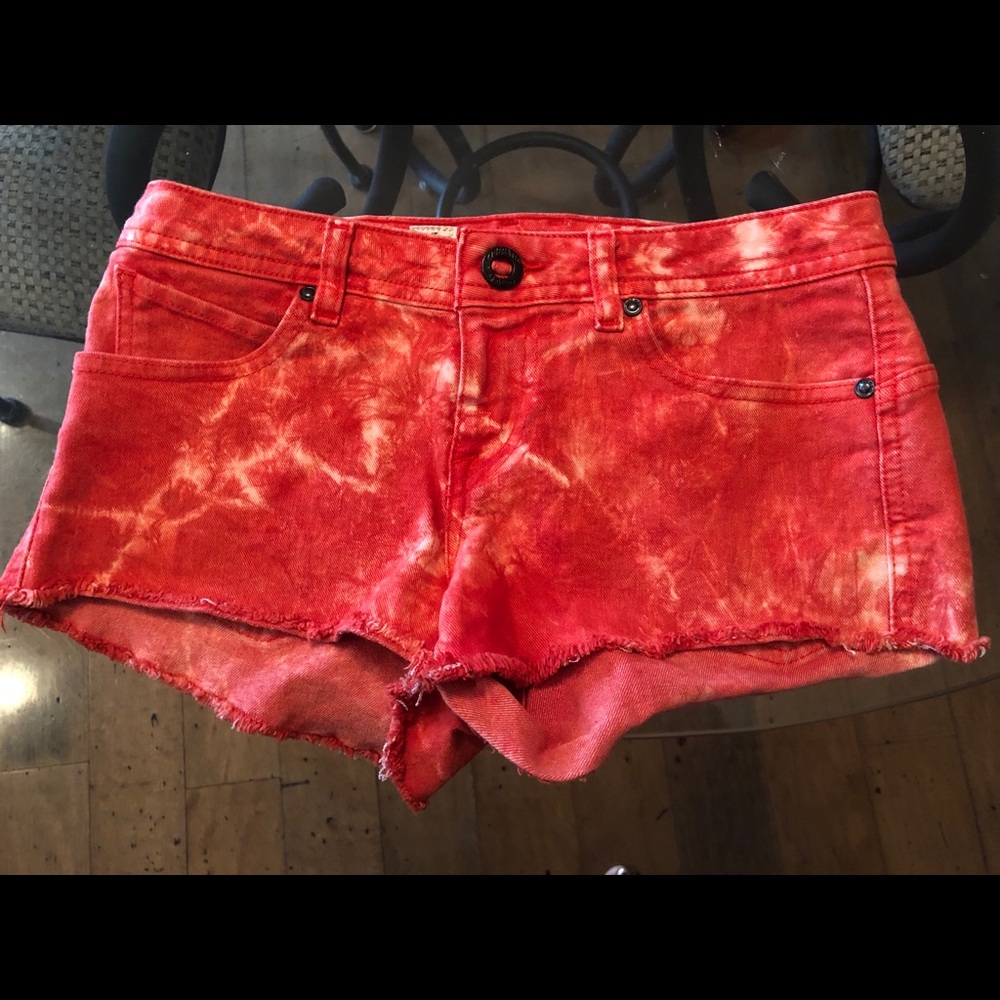 Volcom Tie-dye Jean shorts. Beautiful red!
